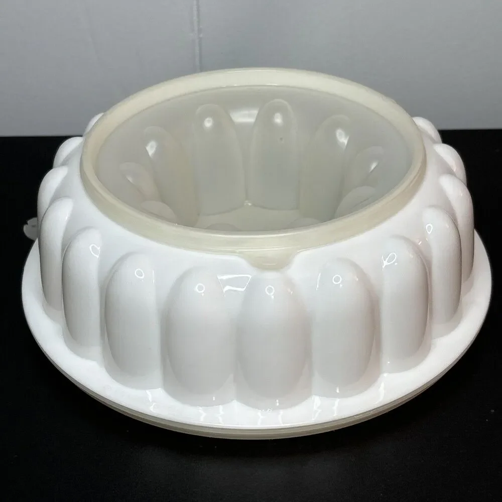 Tupperware 3 Piece White Jello Ring Gelatin Mold W/Lid #1201 1202 & 1203